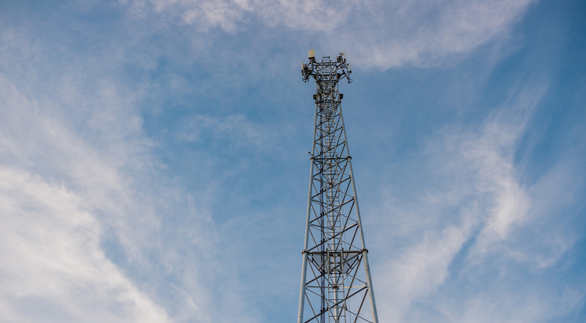 358873fad4914931314b94f2036b503a_L image Crane Rentals for Cell Tower Maintenance and Installation